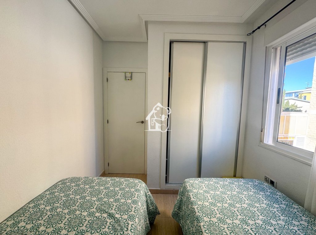 Rental - Apartment / flat - Torrevieja - Torrevieja Centro