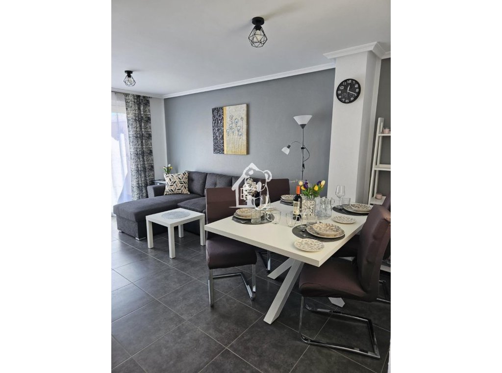 Rental - Apartment / flat - Torrevieja - Torrevieja Centro