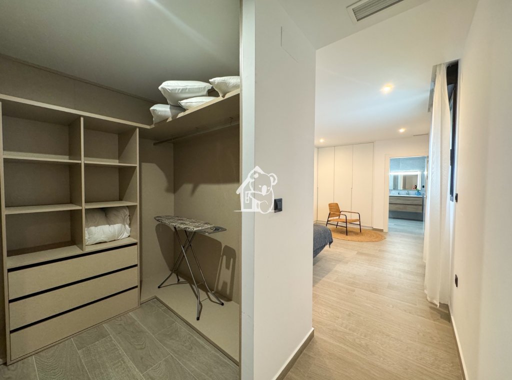 Rental - Apartment / flat - Torrevieja - Torrevieja Centro