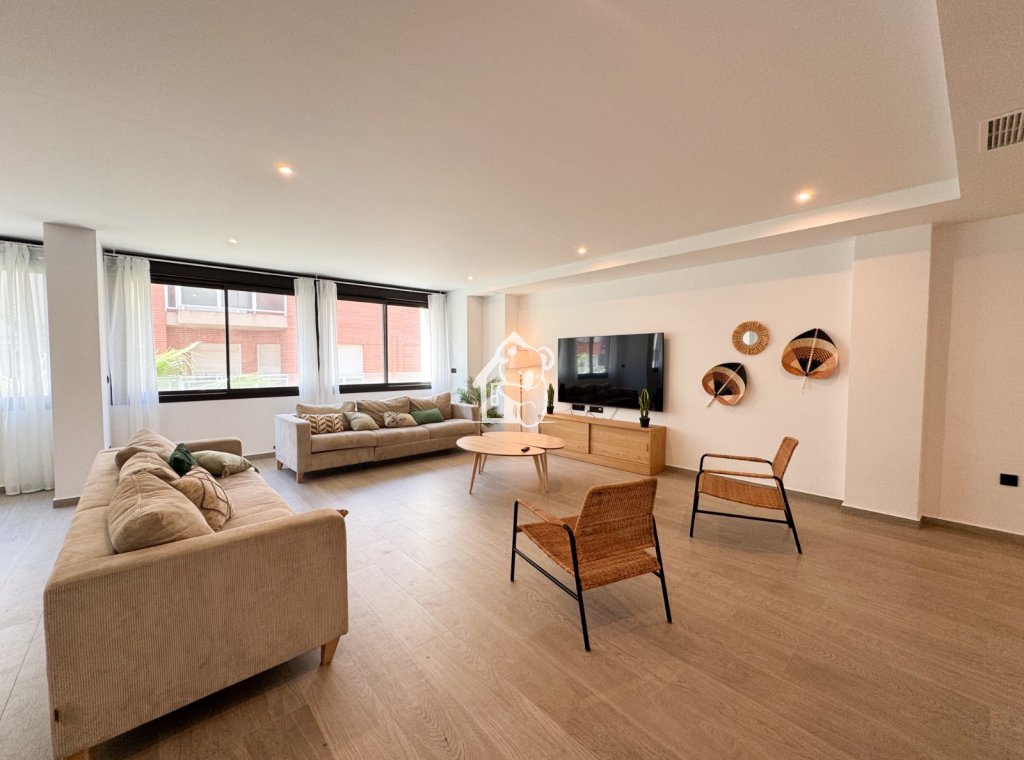 Rental - Apartment / flat - Torrevieja - Torrevieja Centro