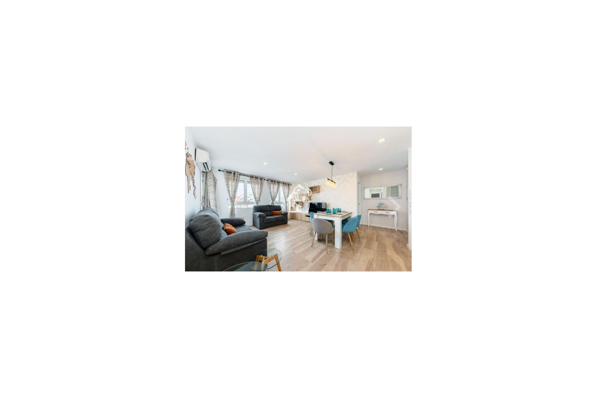 Rental - Apartment / flat - Torrevieja - Torrevieja Centro