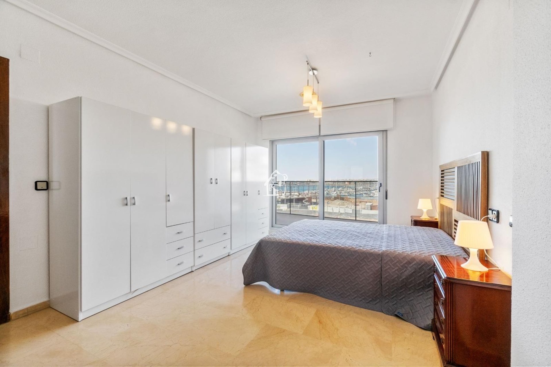 Rental - Apartment / flat - Torrevieja - Torrevieja Centro