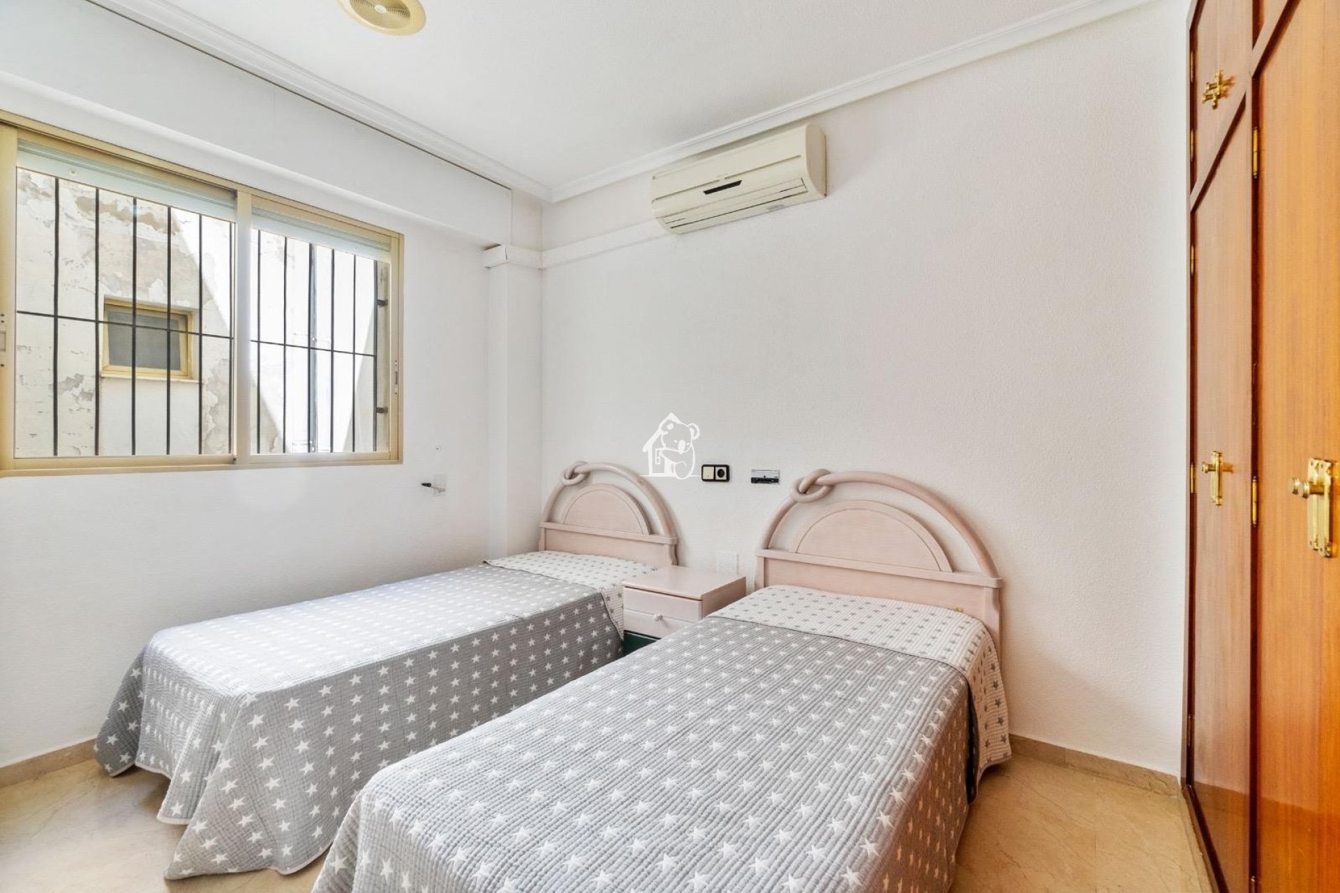 Rental - Apartment / flat - Torrevieja - Torrevieja Centro