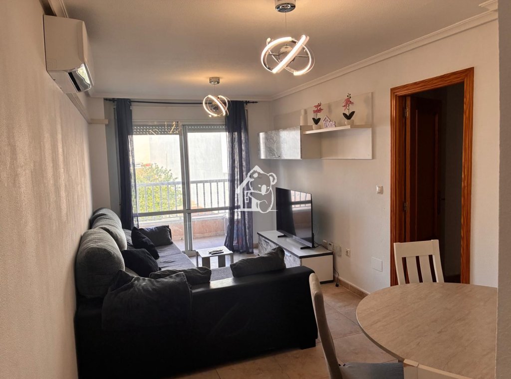 Rental - Apartment / flat - Torrevieja - Torrevieja Centro