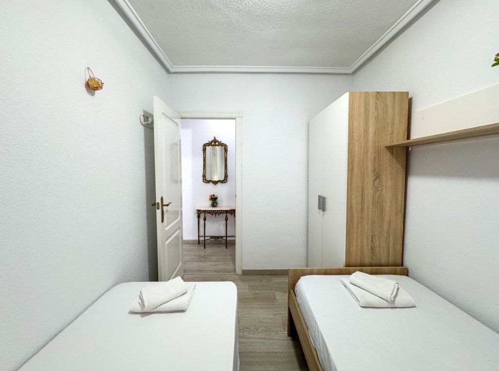 Rental - Apartment / flat - Torrevieja - Torrevieja Centro