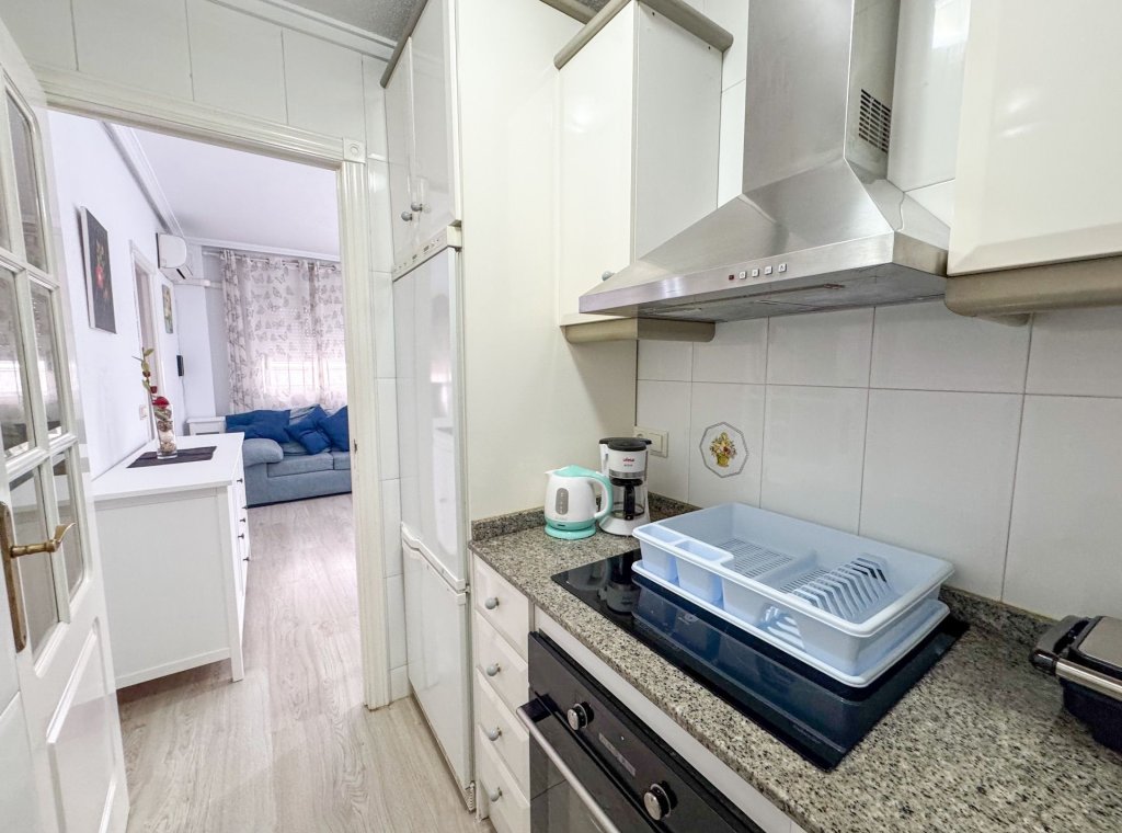 Rental - Apartment / flat - Torrevieja - Torrevieja Centro