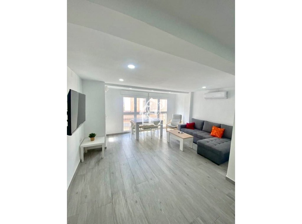 Rental - Apartment / flat - Torrevieja - Torrevieja Centro