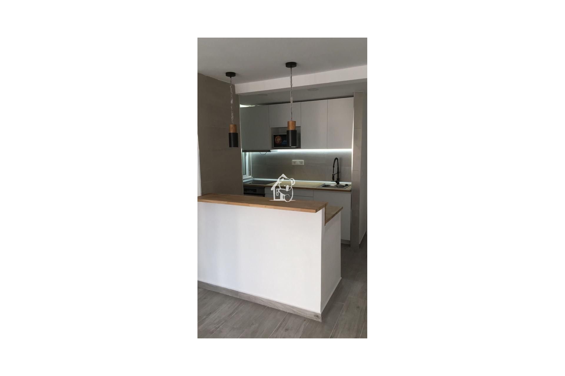 Rental - Apartment / flat - Torrevieja - Torrevieja Centro