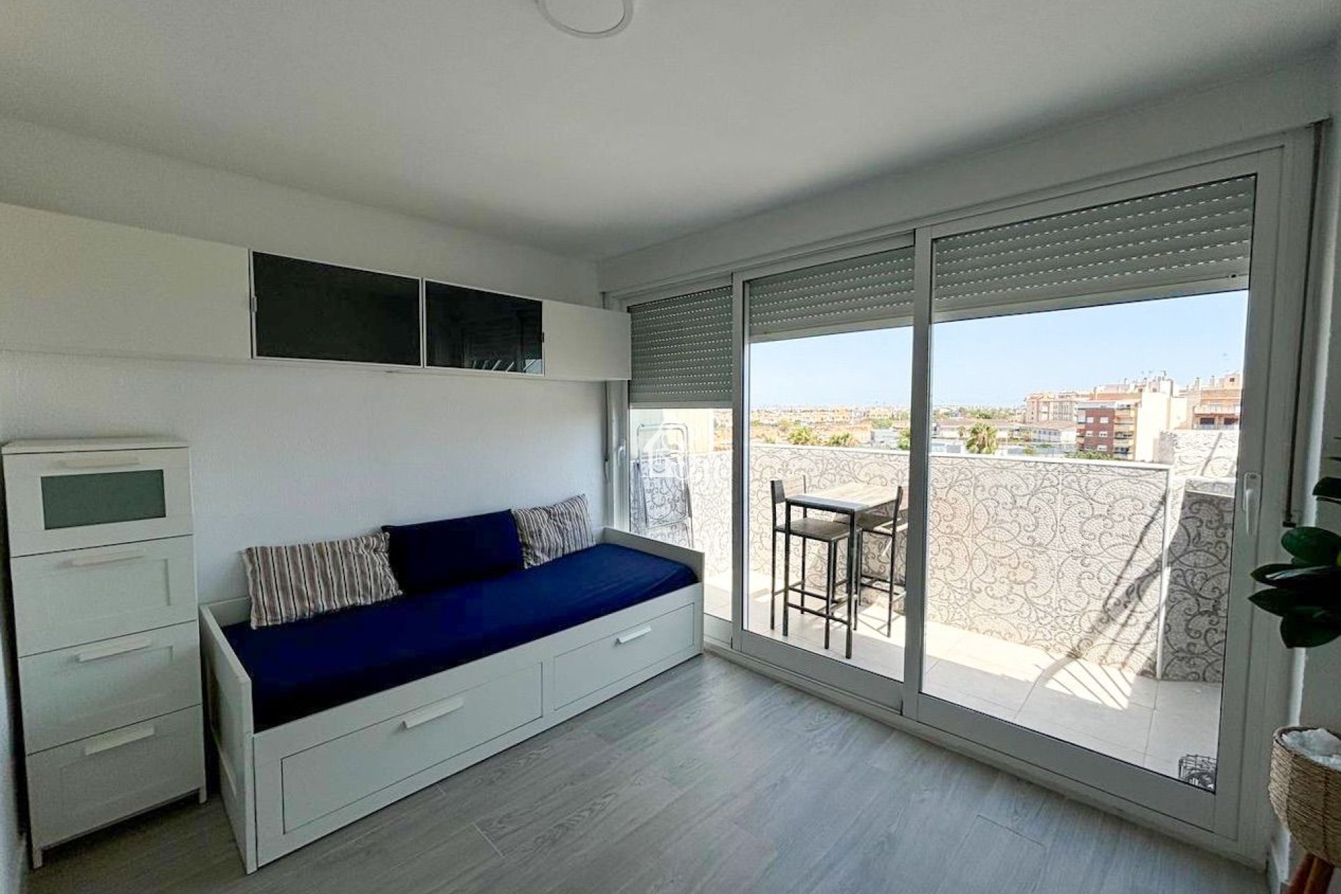 Rental - Apartment / flat - Torrevieja - Torrevieja Centro