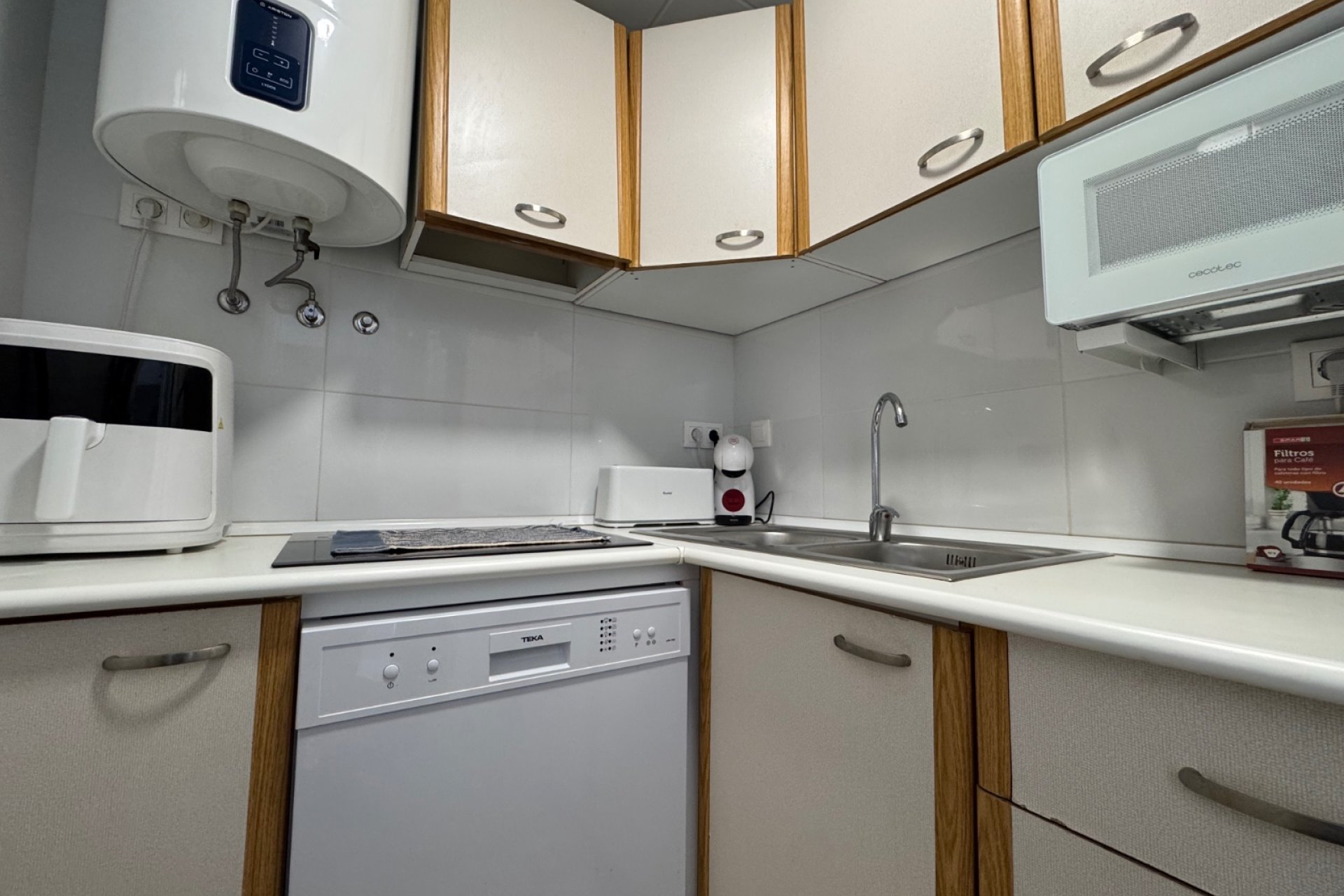 Rental - Apartment / flat - Torrevieja - Torrevieja Centro
