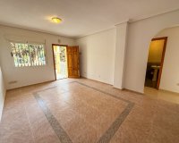 Rental - Bungalow - Torrevieja - Nueva Torrevieja - Aguas Nuevas