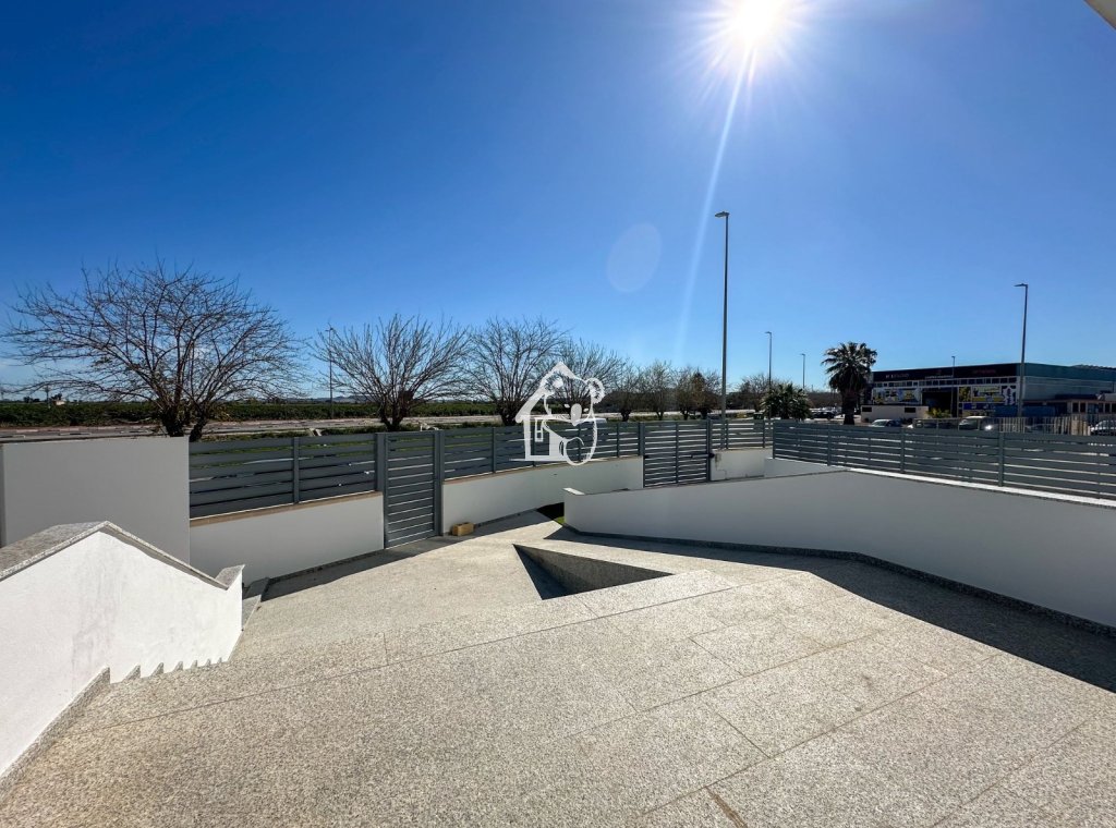 Rental - Commercial - Almoradí