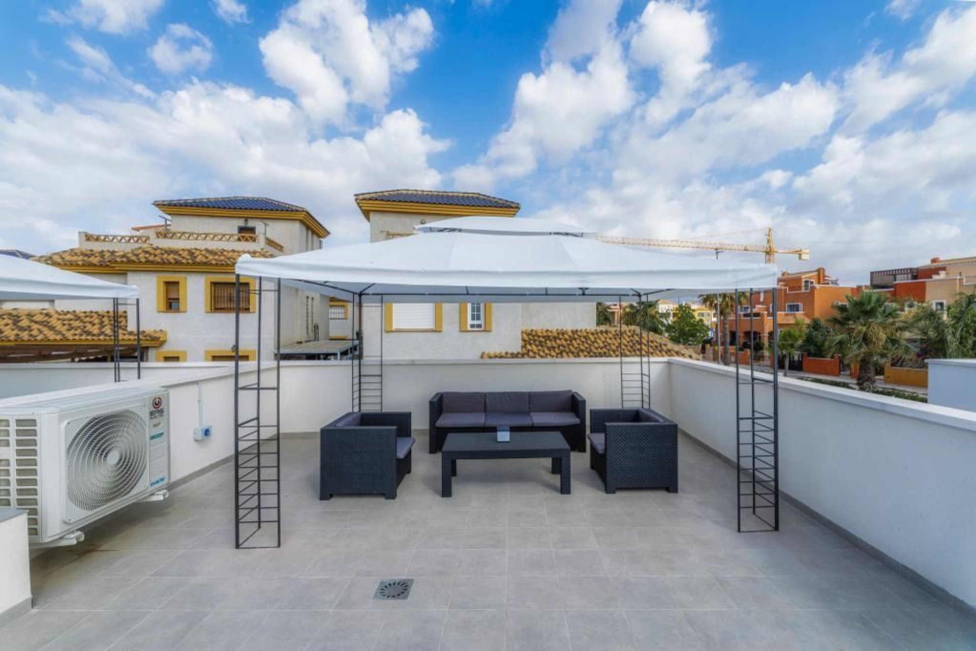 Rental - Townhouse - Montesinos, Los