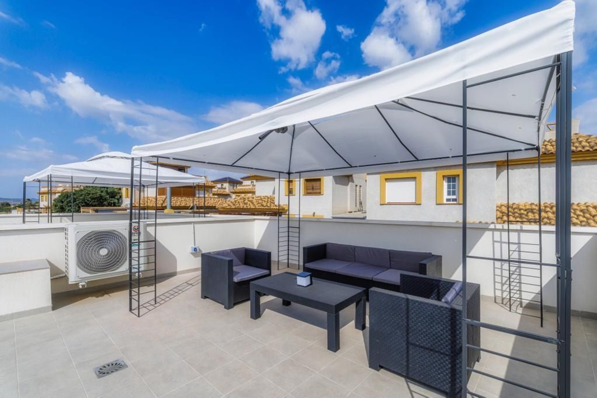 Rental - Townhouse - Montesinos, Los