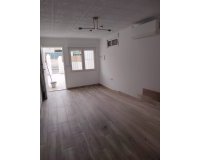 Rental - Townhouse - Torrevieja - La Siesta - El Salado -  Torreta