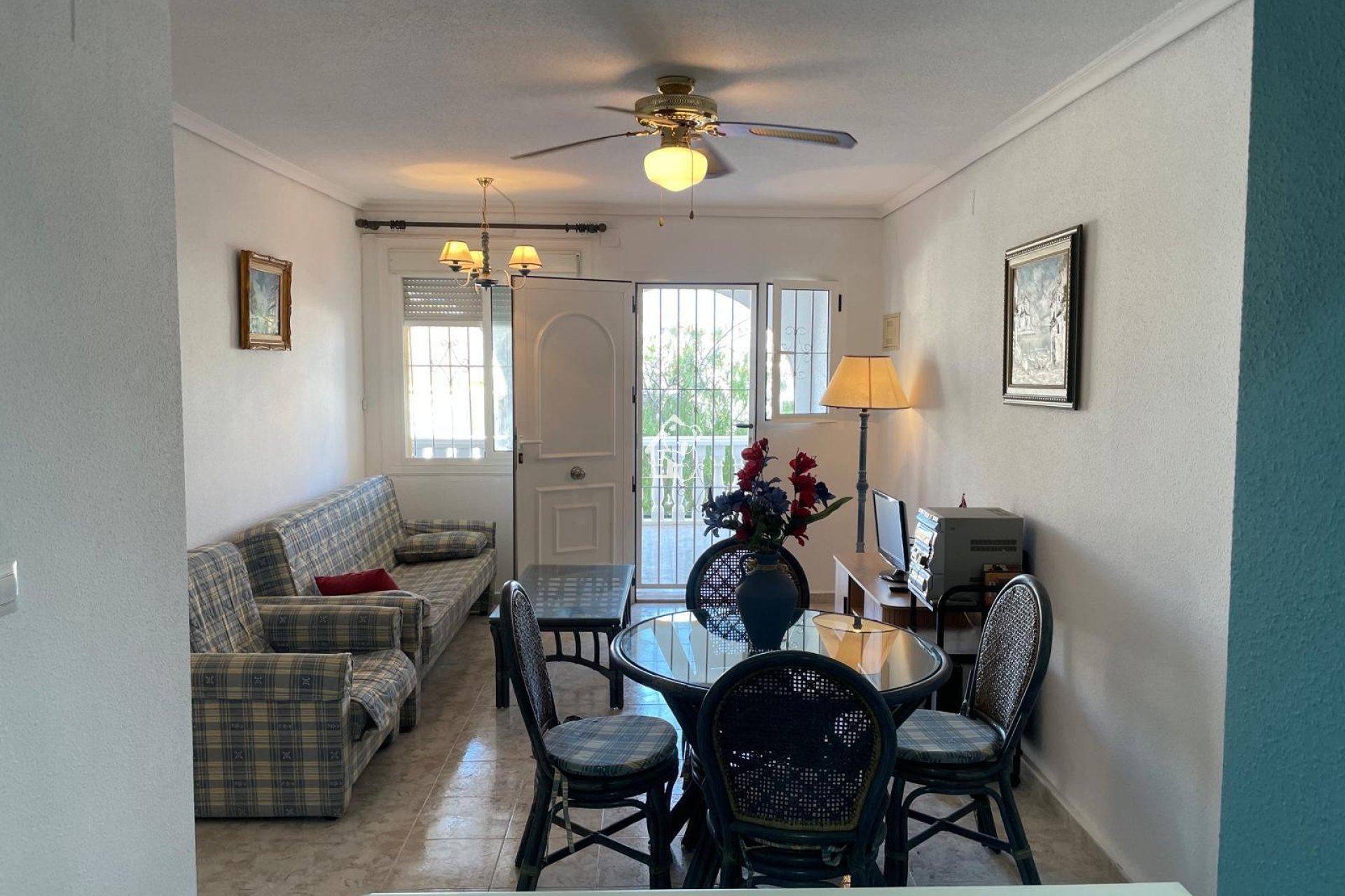 Rental - Villa - Guardamar del Segura - Urbanizaciones