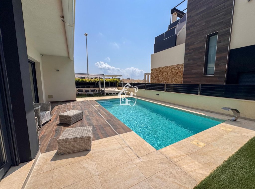 Rental - Villa - Orihuela Costa - Cabo roig - La Zenia