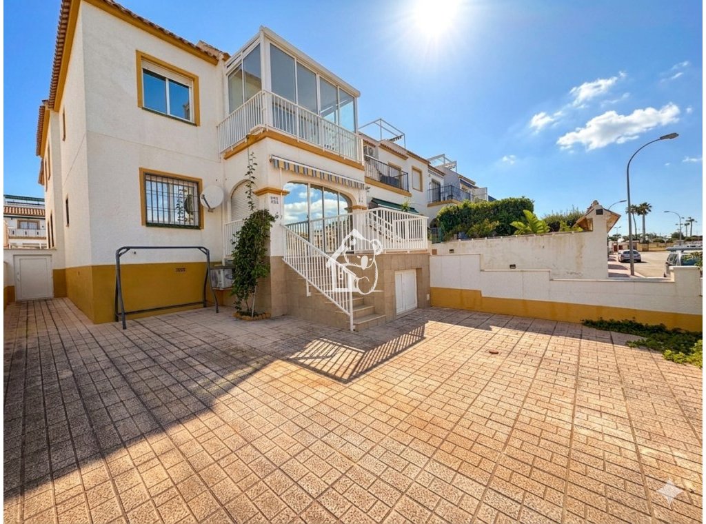 Rental - Villa - Orihuela Costa - La Florida
