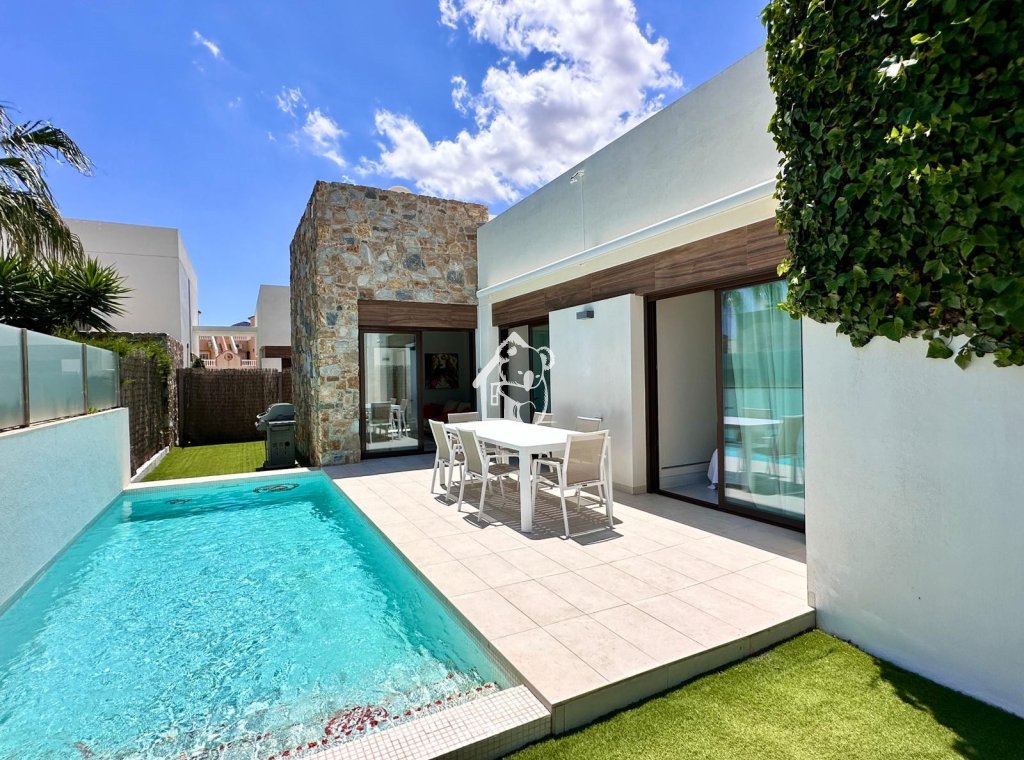 Rental - Villa - Orihuela Costa - Los Dolses