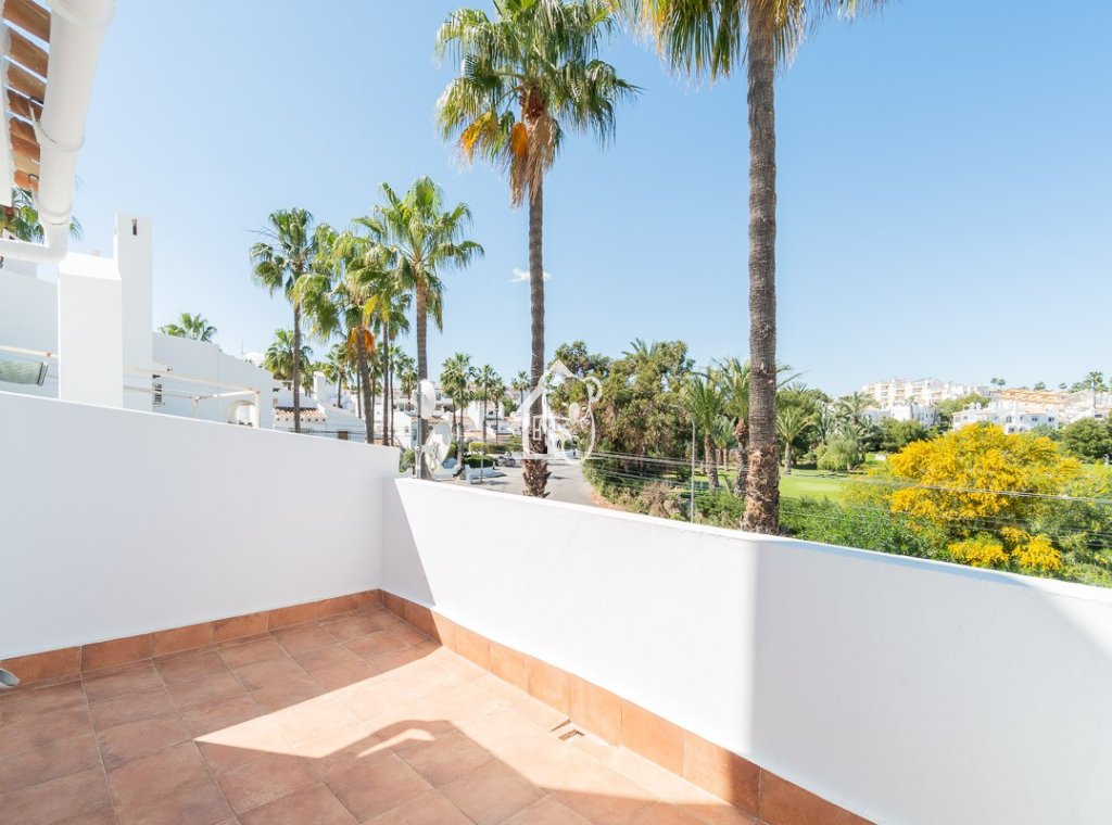 Rental - Villa - Orihuela Costa - Villamartín