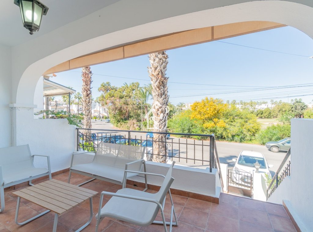Rental - Villa - Orihuela Costa - Villamartín