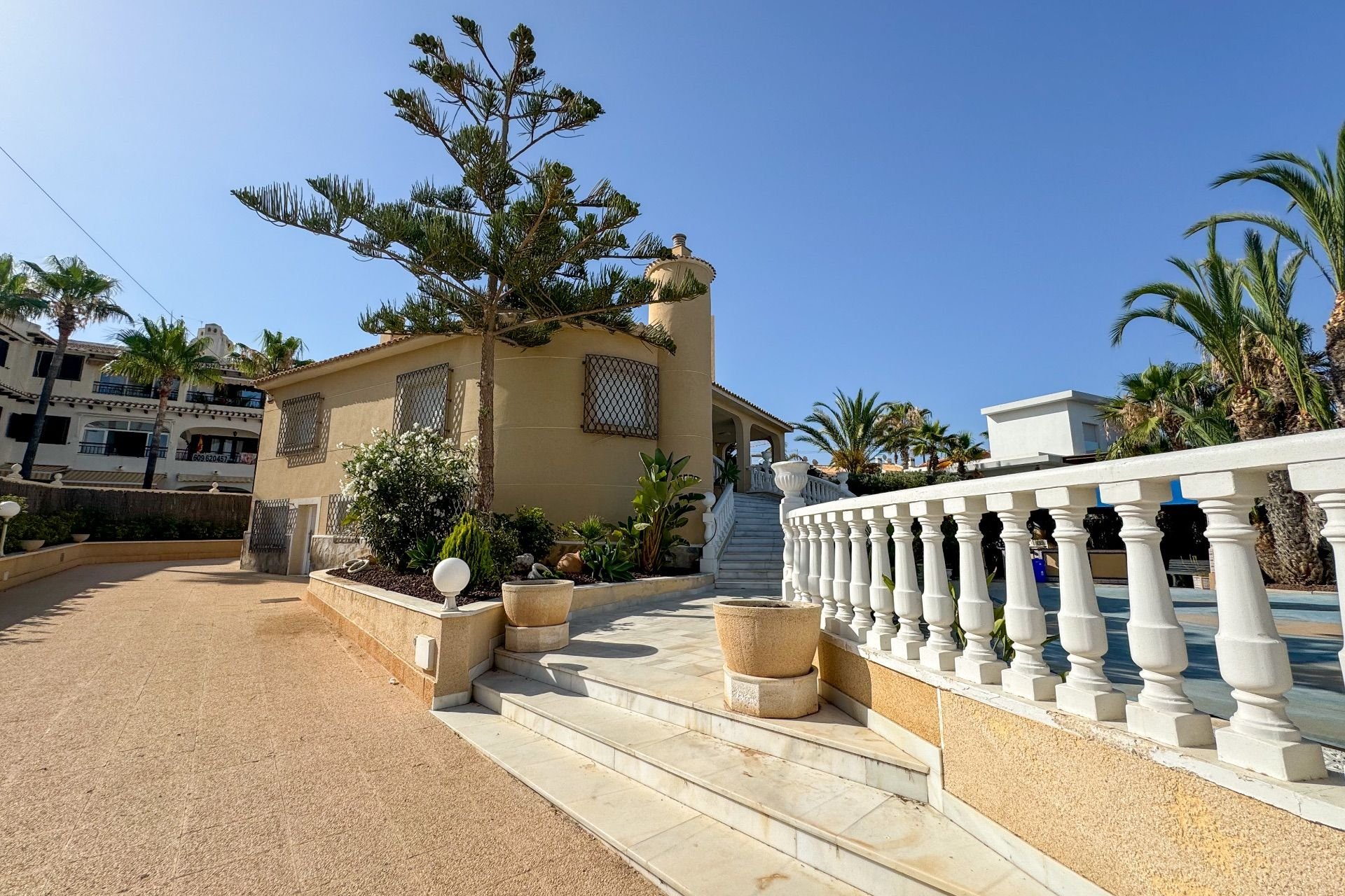 Rental - Villa - Orihuela Costa