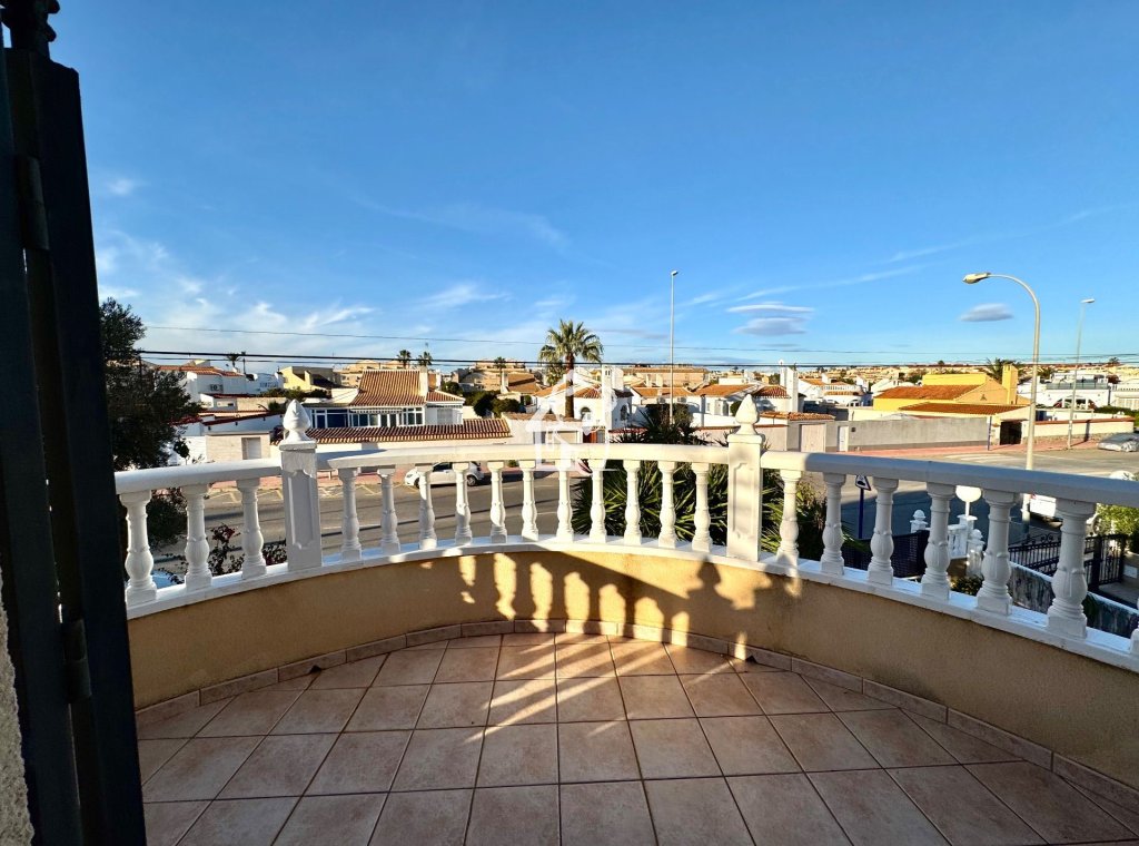 Rental - Villa - Orihuela