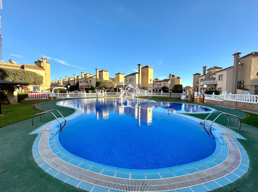 Rental - Villa - Orihuela