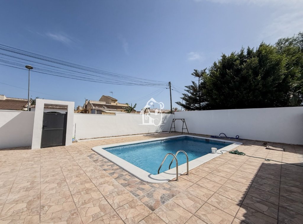 Rental - Villa - Torrevieja - Los Balcones - Los Altos del Edén