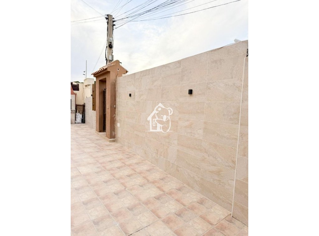 Rental - Villa - Torrevieja - Nueva Torrevieja - Aguas Nuevas