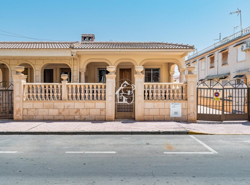 Rental - Villa - Torrevieja - Torrelamata - La Mata