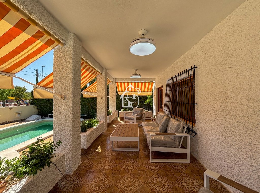 Rental - Villa - Torrevieja - Torrevieja Centro
