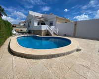 Rental - Villa - Torrevieja