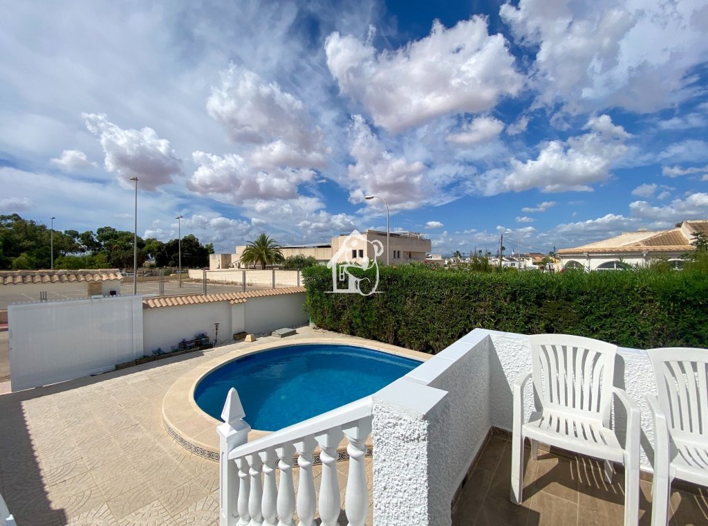 Rental - Villa - Torrevieja