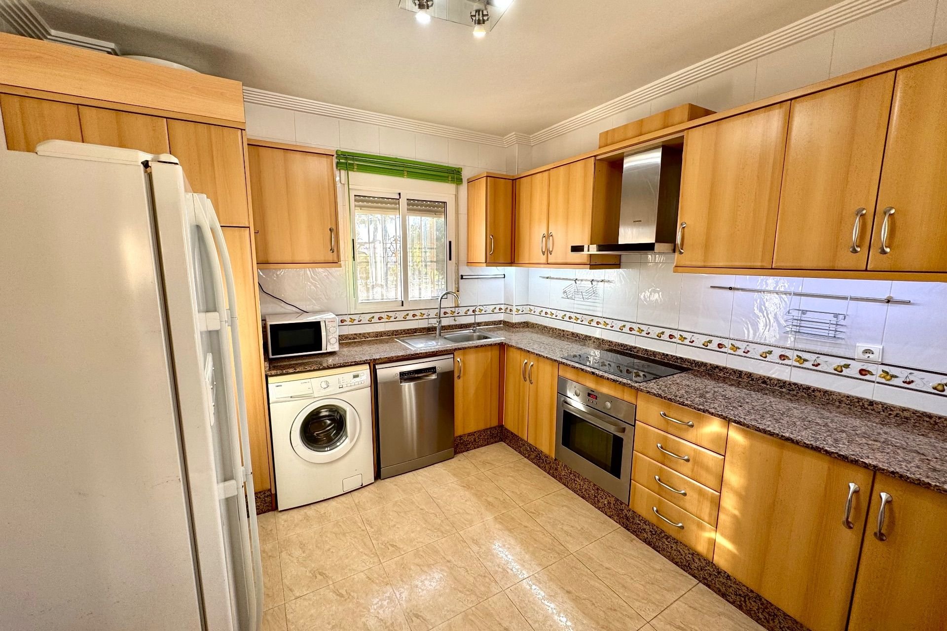 Rental - Villa - Urbanización El Raso