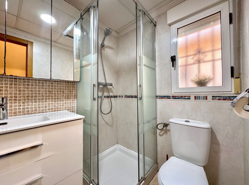 Rental - Villa - Urbanización El Raso