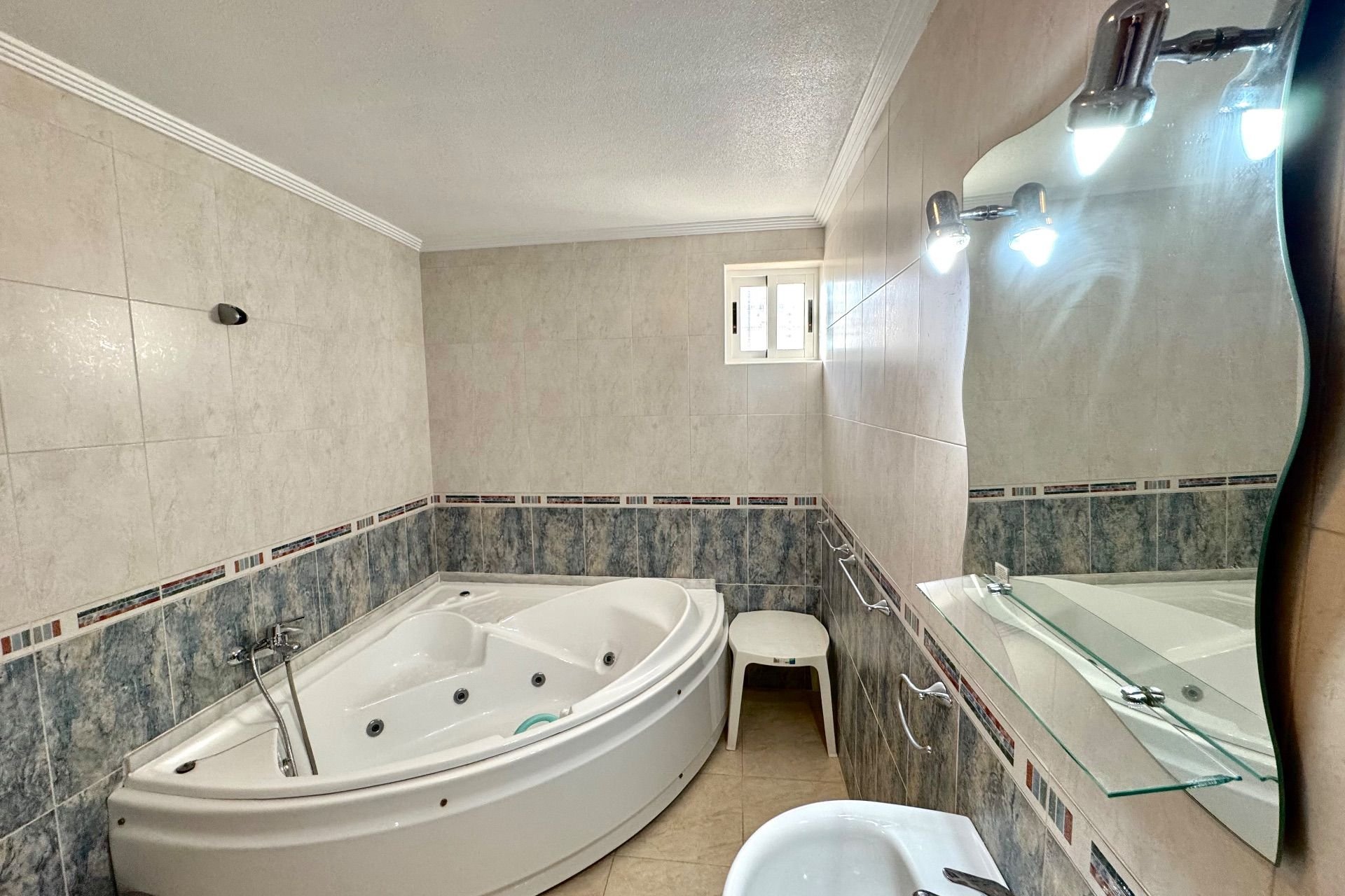 Rental - Villa - Urbanización El Raso