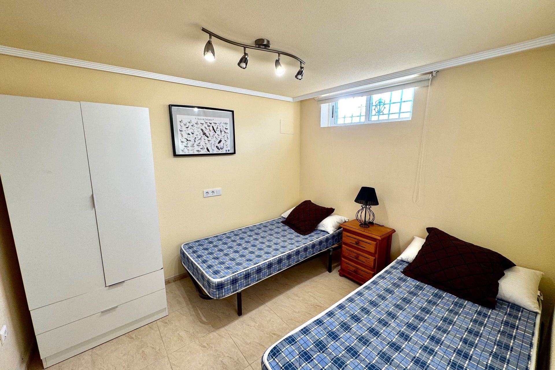 Rental - Villa - Urbanización El Raso