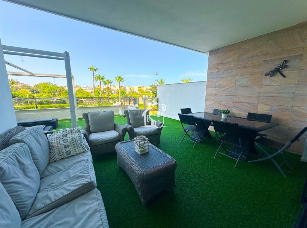 Resale - Apartment / flat - Mil Palmeras