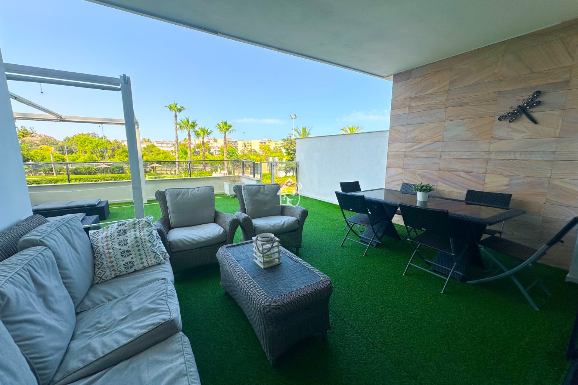 Resale - Apartment / flat - Mil Palmeras