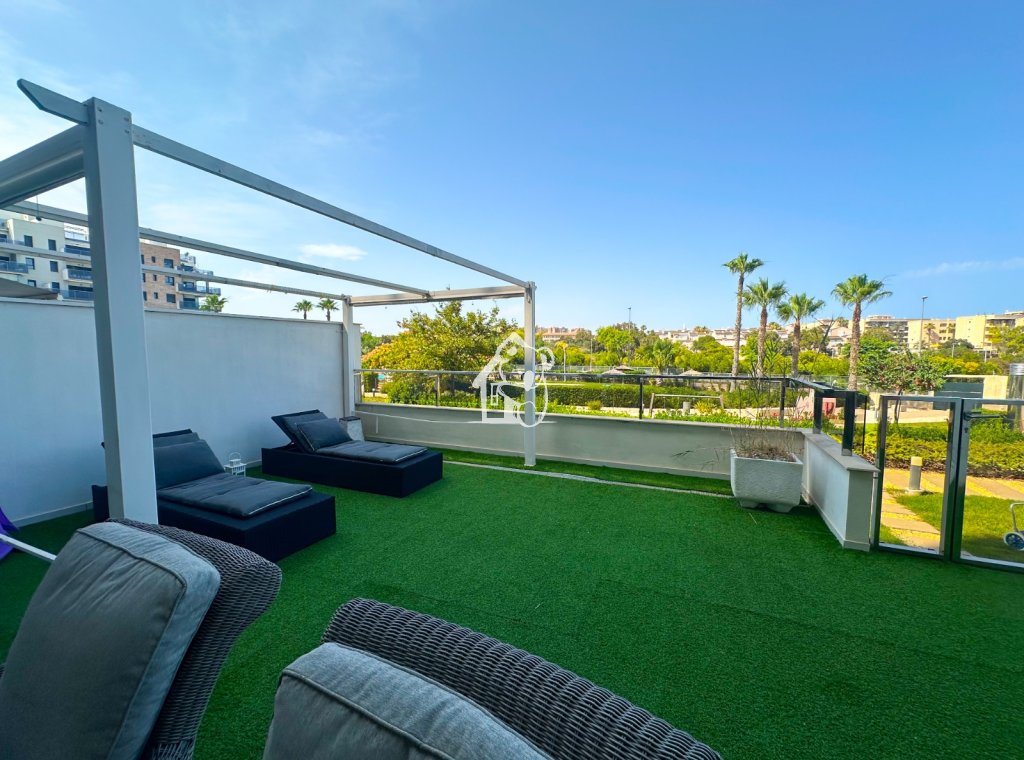 Resale - Apartment / flat - Mil Palmeras