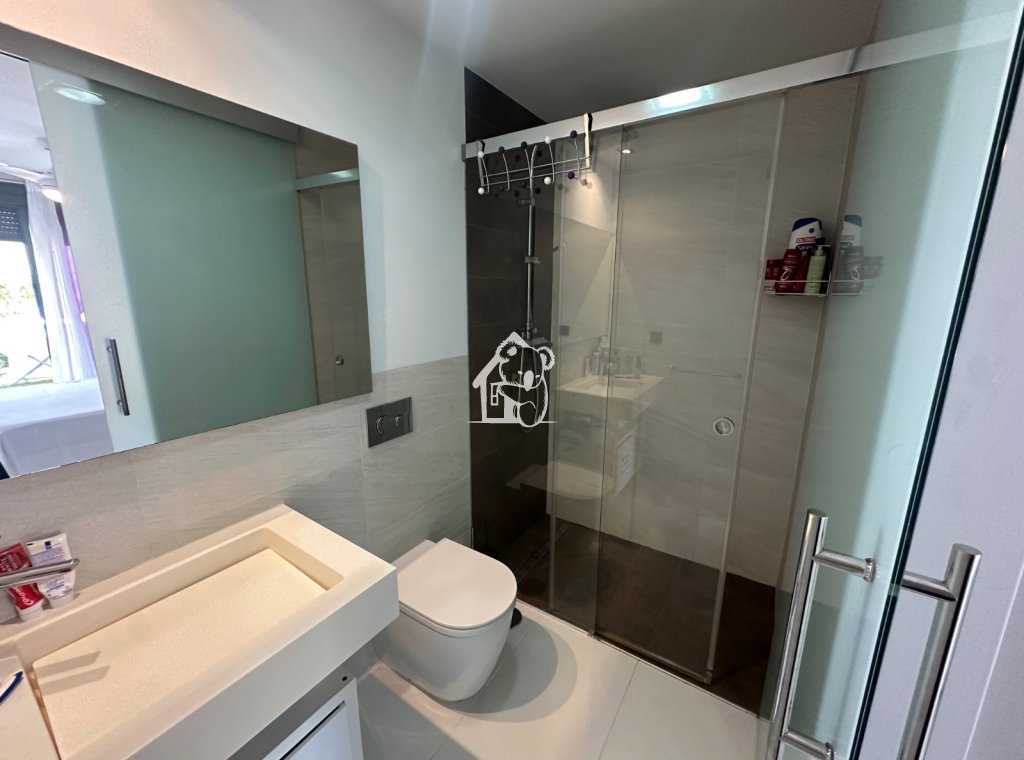 Resale - Apartment / flat - Mil Palmeras