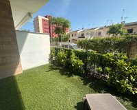 Resale - Apartment / flat - Mil Palmeras