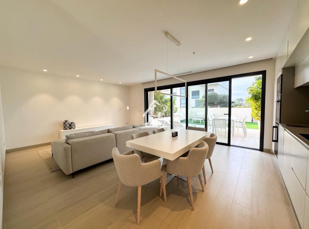 Resale - Apartment / flat - Orihuela Costa - Campos de Golf