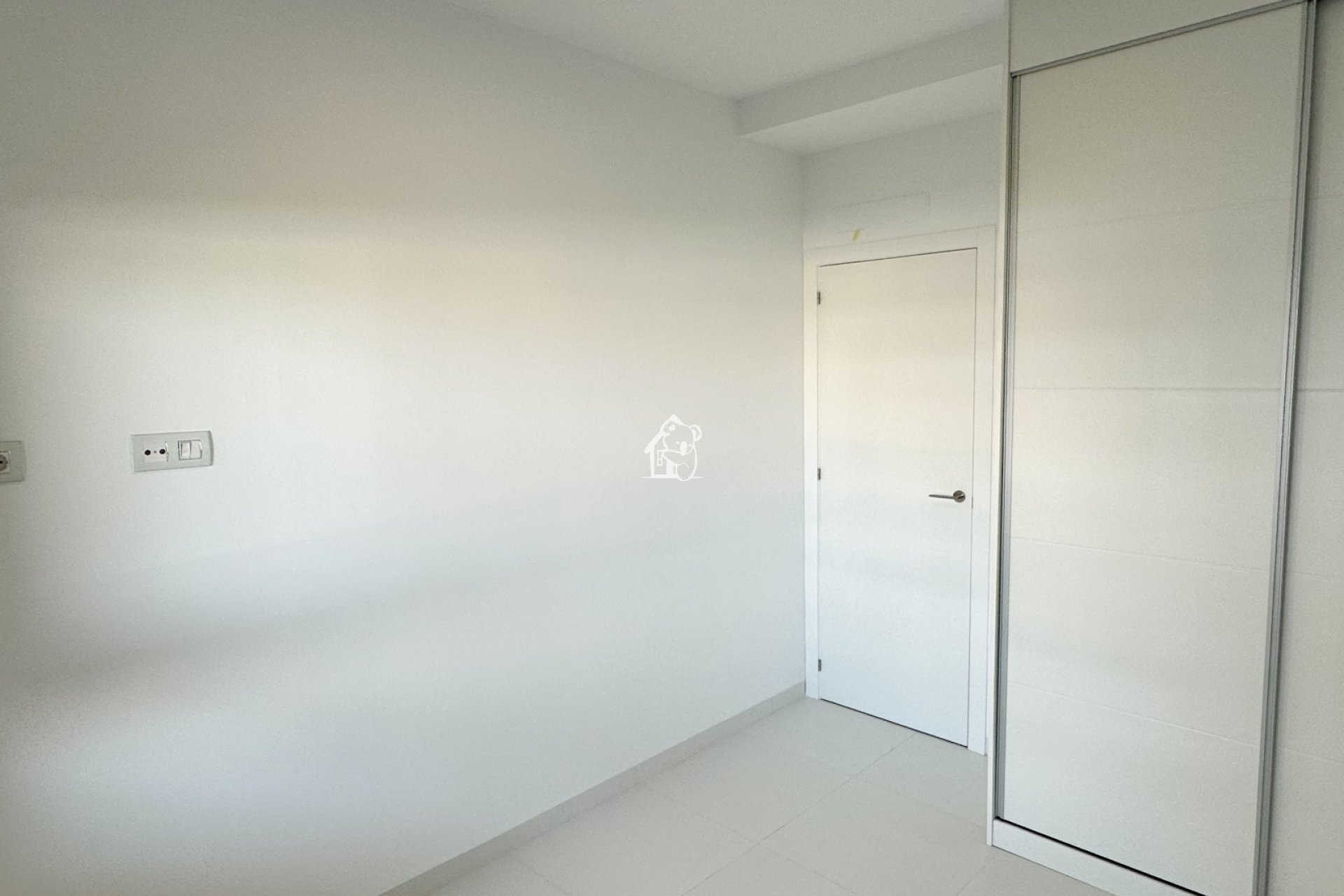 Resale - Apartment / flat - San Miguel de Salinas