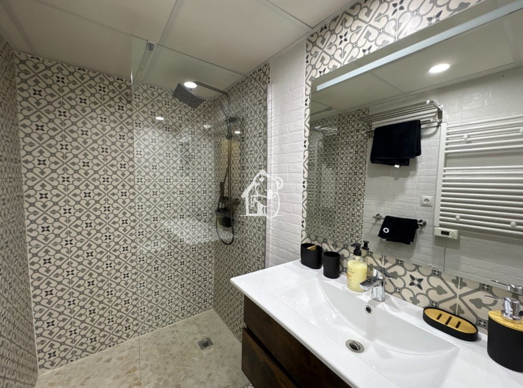 Resale - Apartment / flat - Torrevieja - Centro