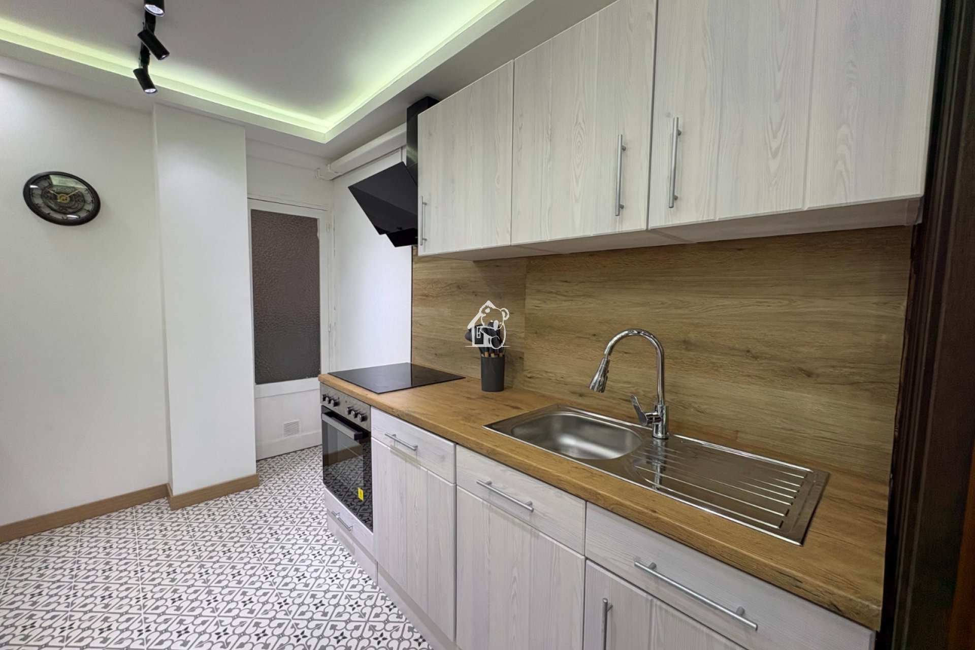 Resale - Apartment / flat - Torrevieja - Centro
