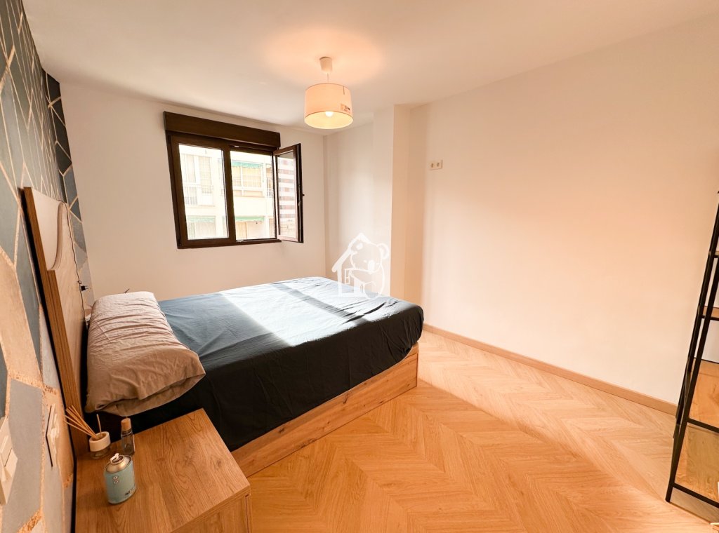 Resale - Apartment / flat - Torrevieja - El Acequión - Los Náufragos