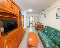 Resale - Apartment / flat - Torrevieja - Playa de los Locos