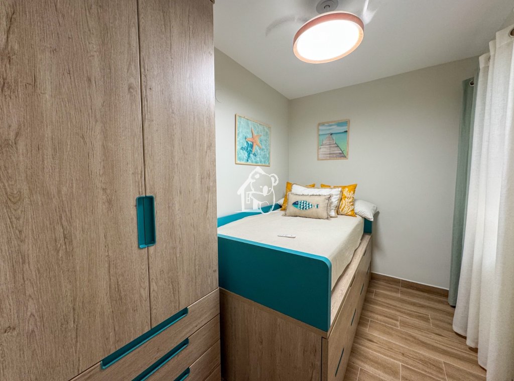 Resale - Apartment / flat - Torrevieja - Playa del Cura